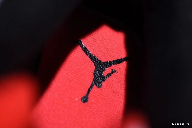 Lava 4 Hot Air Retro 308497-116 Jordan 1106